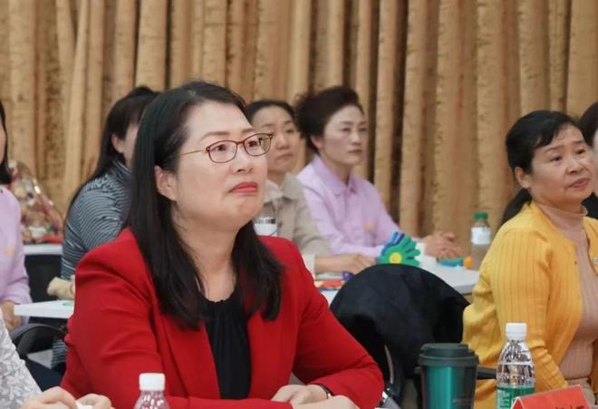 姨来了技能大赛暨第三季度最美家政人表彰大会圆满落幕开元棋牌做知识分子阿姨展巾帼家政风采2024年阿(图4)
