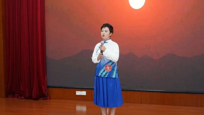 姨来了技能大赛暨第三季度最美家政人表彰大会圆满落幕开元棋牌做知识分子阿姨展巾帼家政风采2024年阿(图11)